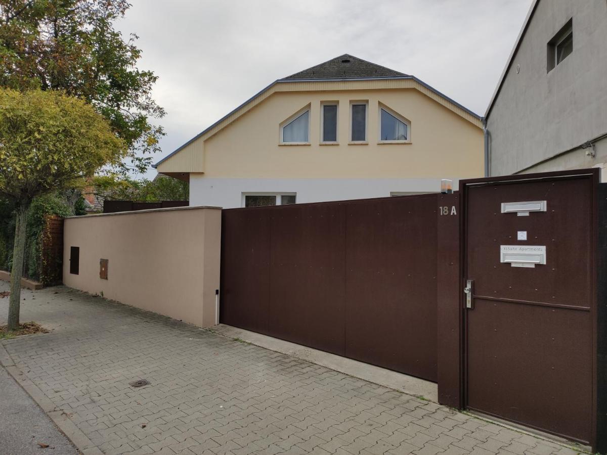 Xlsuite Apartment Comfort Пьештяни Экстерьер фото