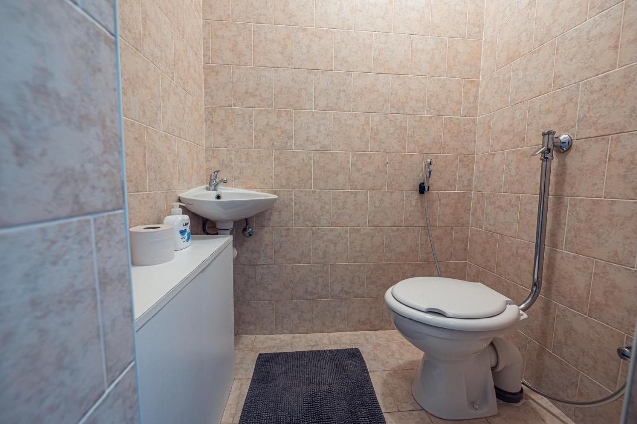 Xlsuite Apartment Comfort Пьештяни Экстерьер фото